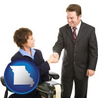 missouri map icon and a court reporter shaking hands with an attorney
